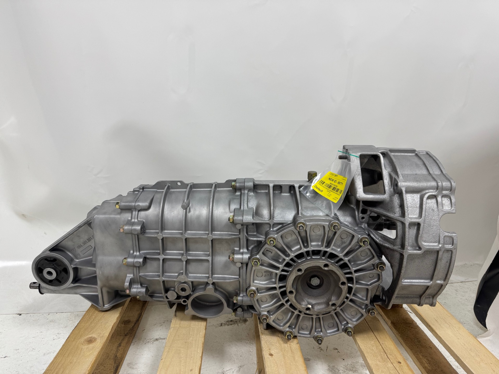 Porsche 964 Turbo 3.3L G50/52 manual gearbox - 95030002052U
