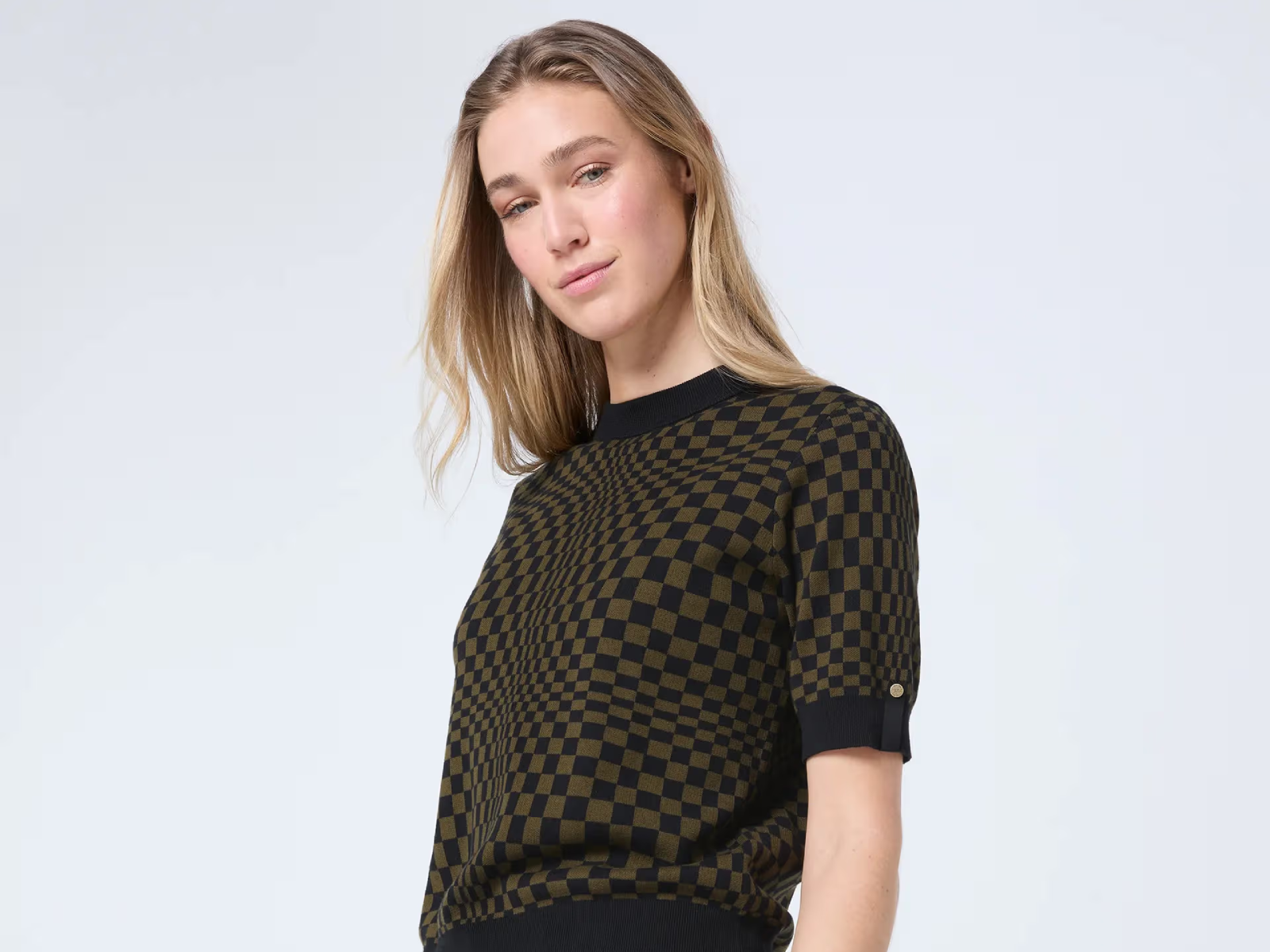 Crisp Ladies Hair Cut Style 2021 Abstract in HD Crisp Ladies Hair Cut Style 2021 Abstract in HD